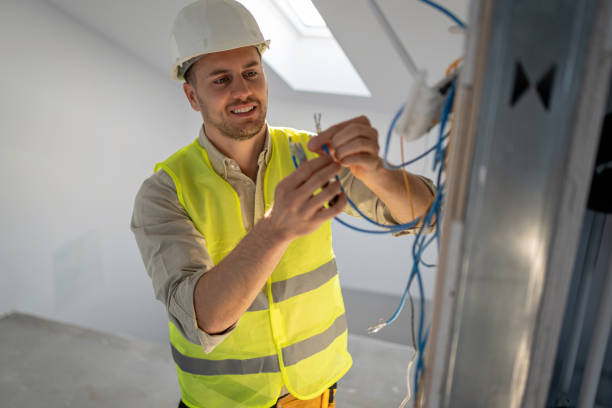Best Circuit Breaker Repair  in Center Moriches, NY